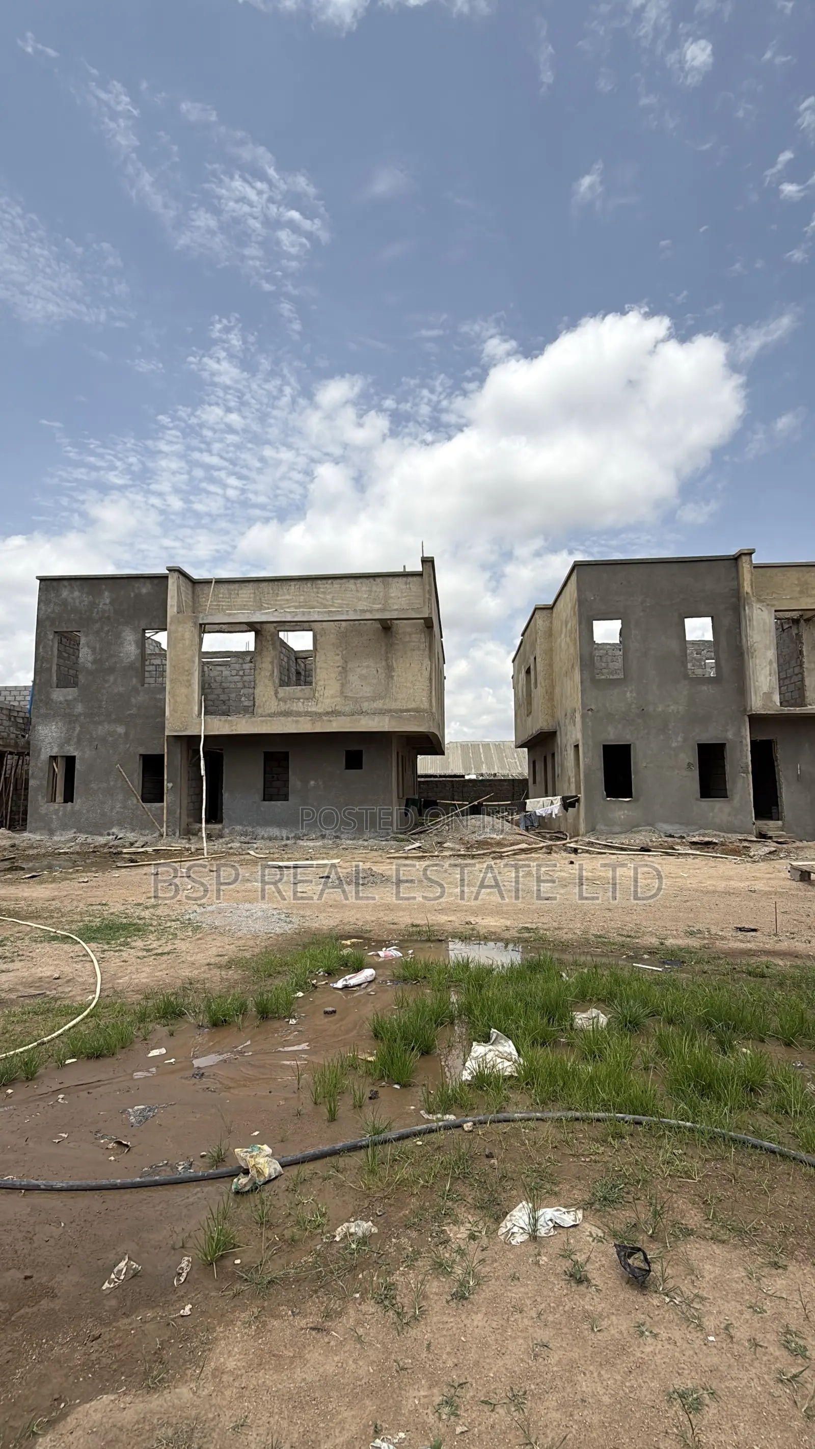 4 Bedrooms Fully Detached Duplex With a Boys Quarters, in Dape
