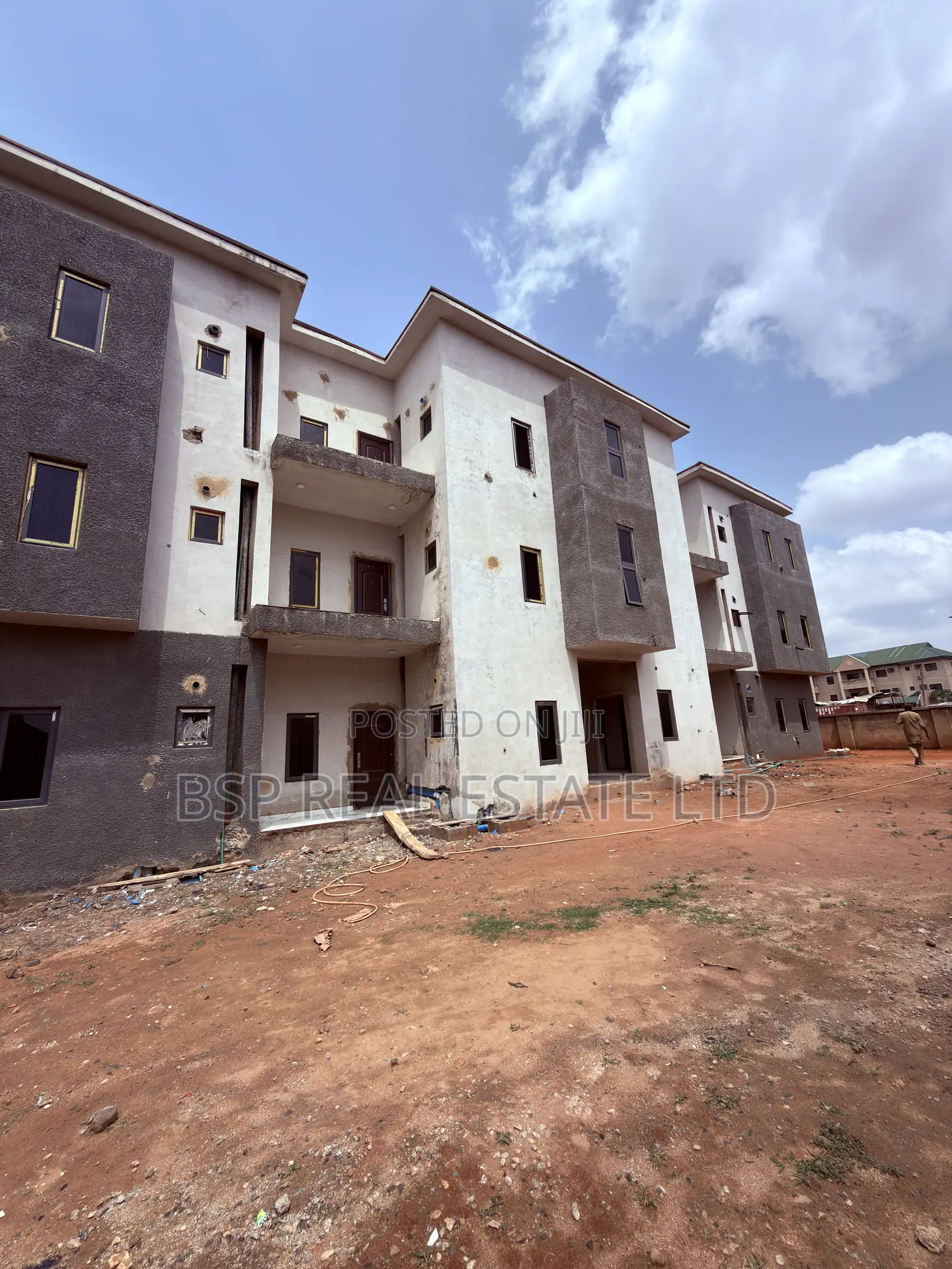 3bdrm Apartment in Life Camp for sale in Life Camp