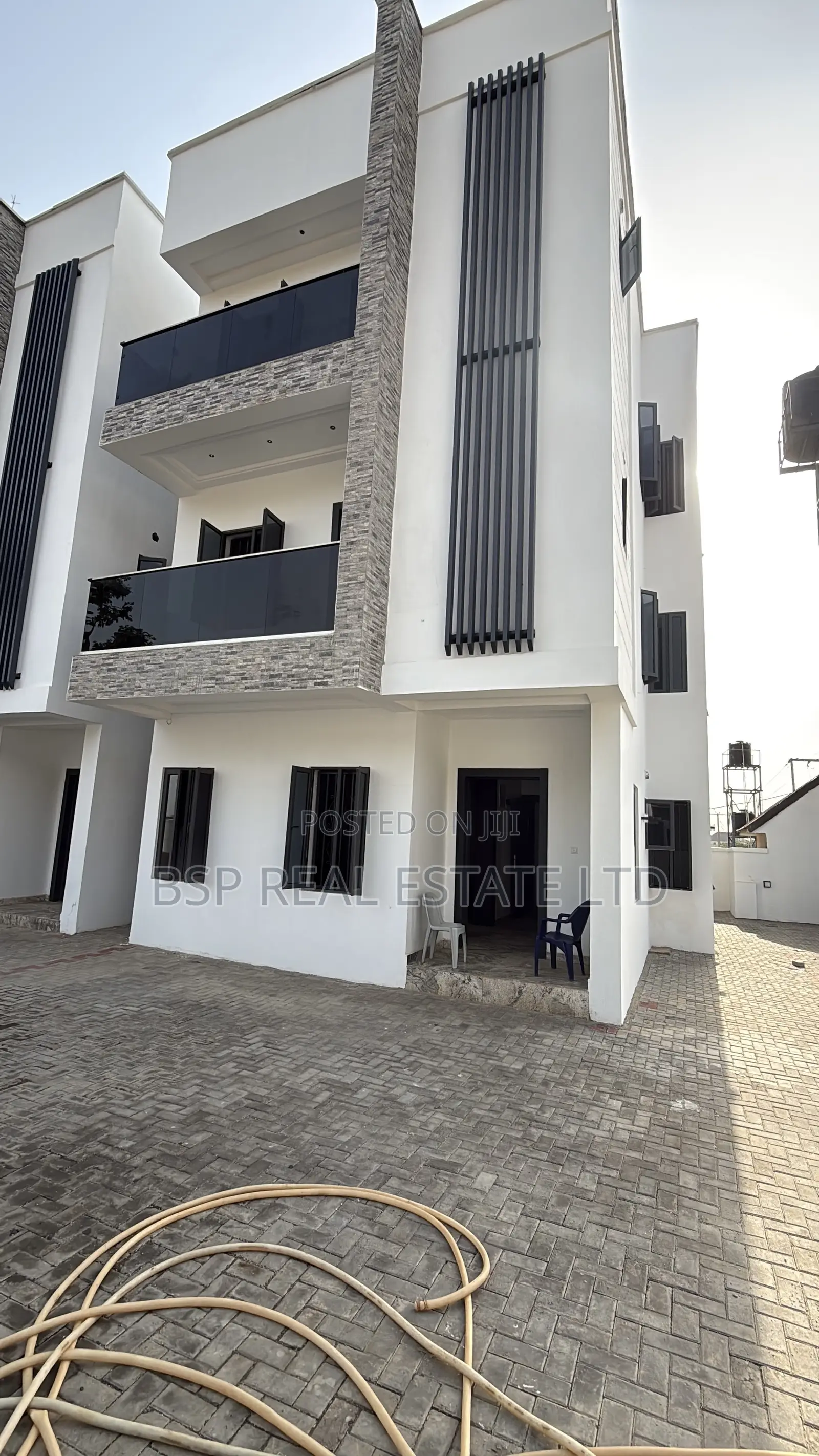 4bdrm Townhouse/Terrace in Life Camp for sale in Life Camp