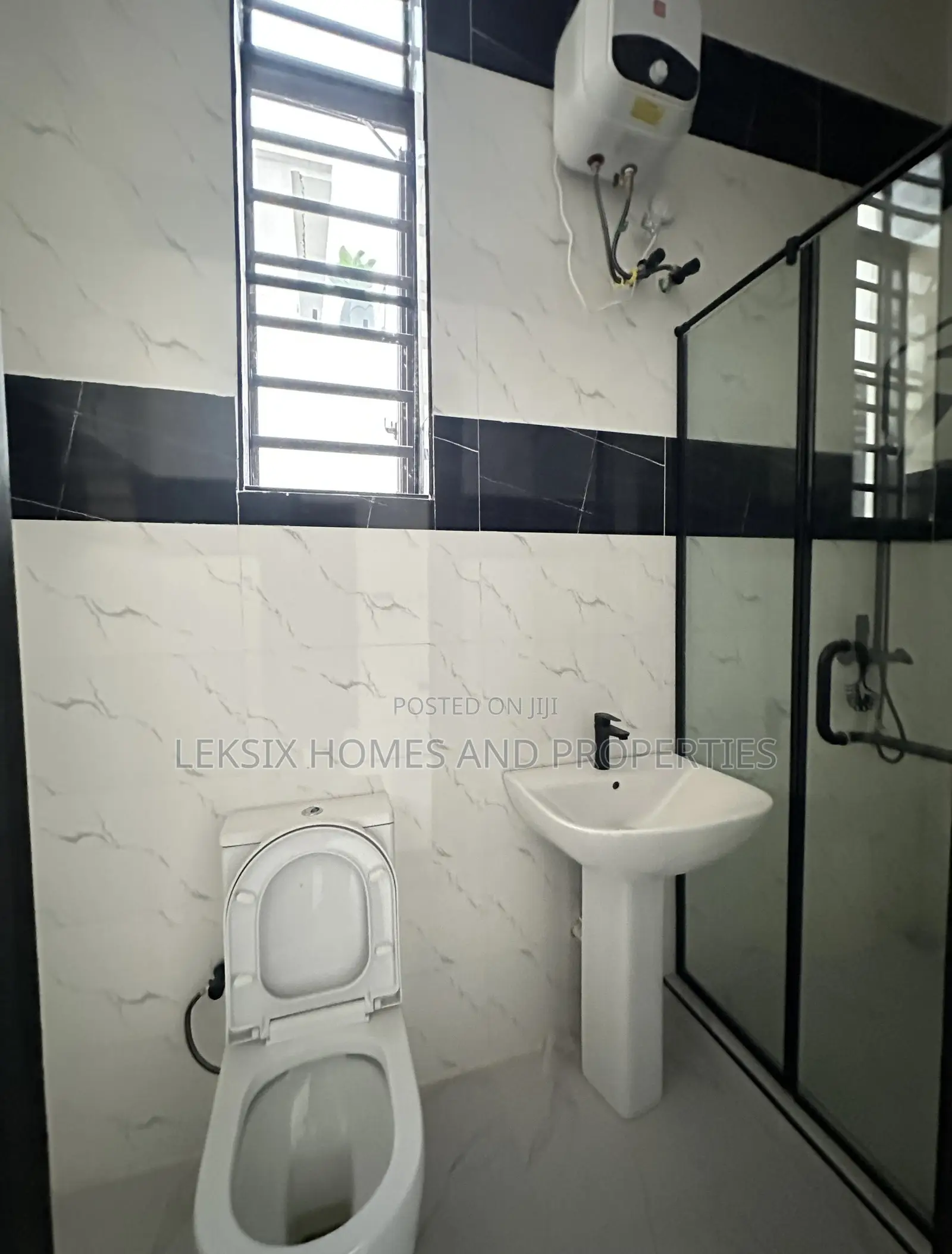 4bdrm Duplex in A Well Secured, Ado / Ajah for sale in Ado / Ajah
