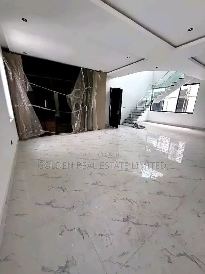 3bdrm Block of Flats in Maitama for sale in Maitama