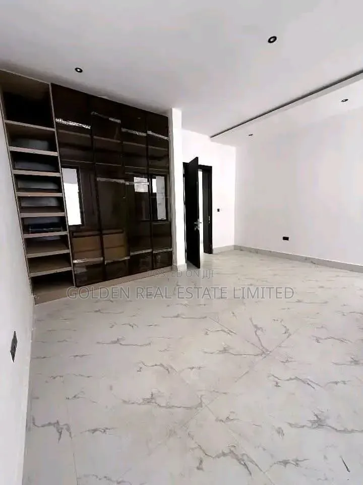 3bdrm Block of Flats in Maitama for sale in Maitama