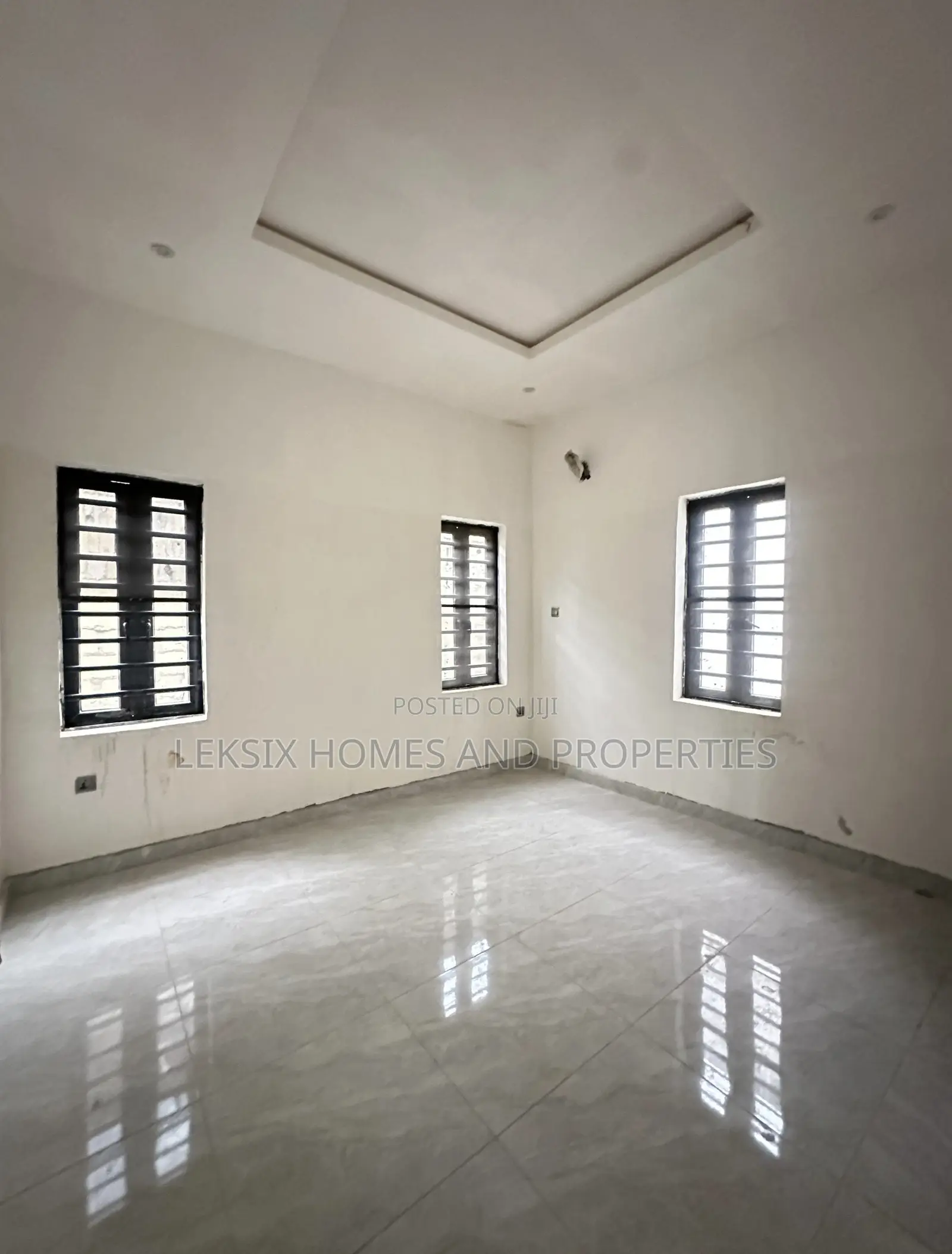 4bdrm Duplex in A Well Secured, Ado / Ajah for sale in Ado / Ajah