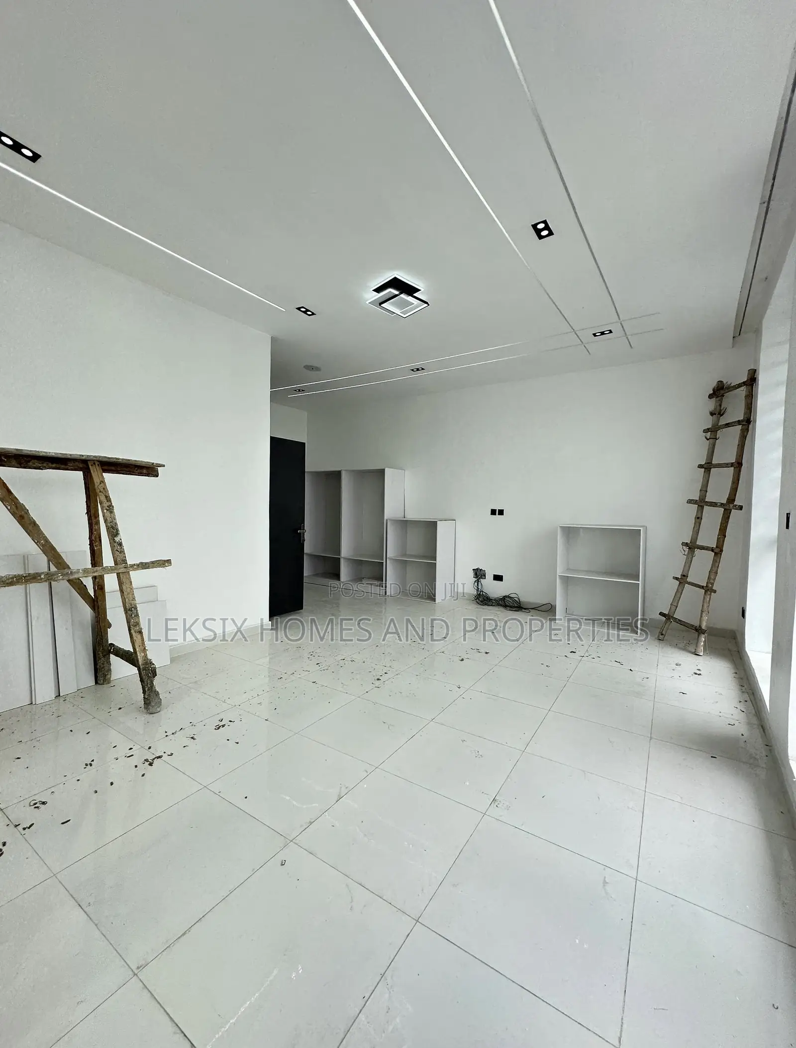 4bdrm Duplex in A Well Secured, Ado / Ajah for sale in Ado / Ajah