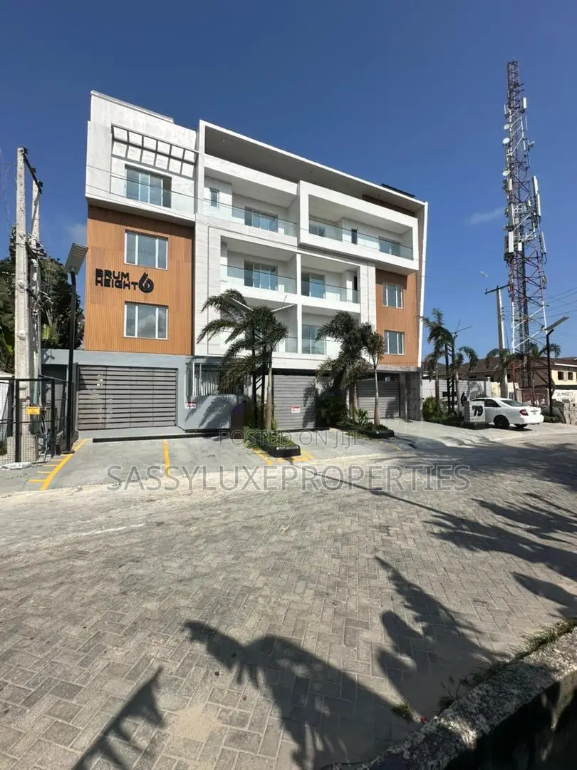 Furnished 2bdrm Penthouse in Lekki for sale in Lekki Phase 1