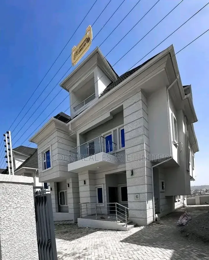 5bdrm Duplex in Guzape District for sale in Guzape District