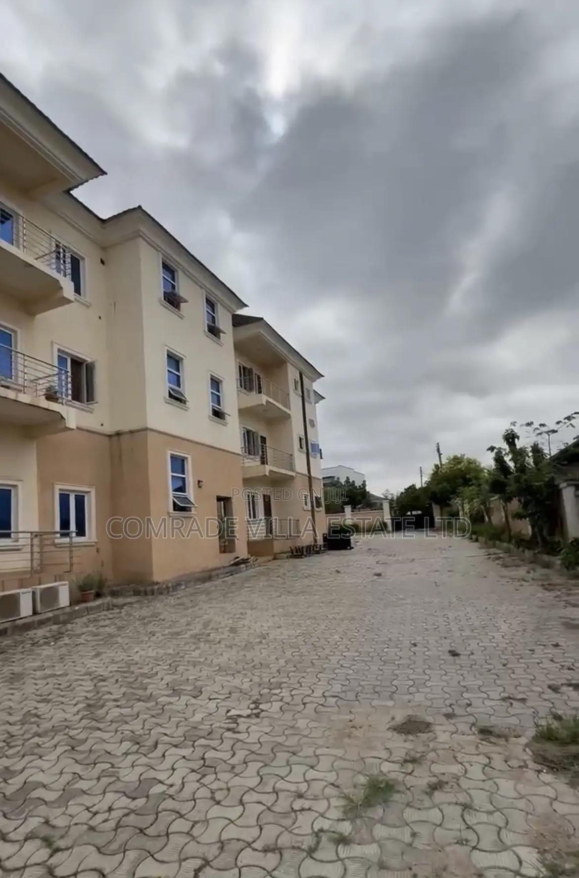3bdrm Apartment in Life Camp for sale in Life Camp