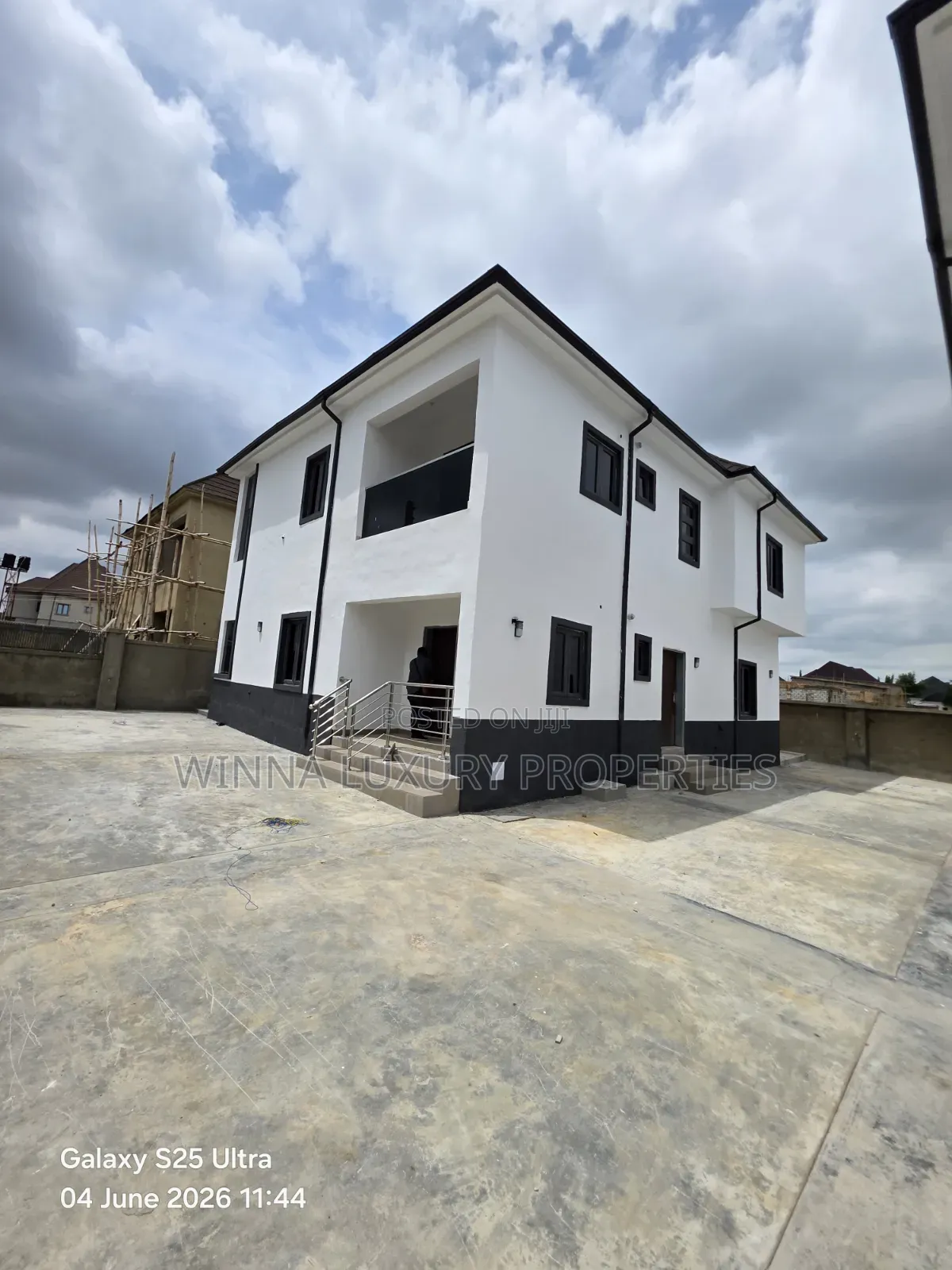 2bdrm Apartment in Back Of Dunamis, Lugbe District for rent in Lugbe District
