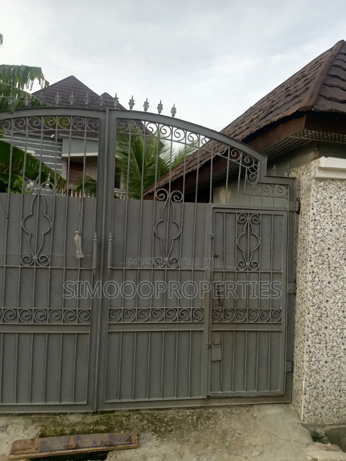 1bdrm Block of Flats in Igando Oloja Ibeju for rent in Igando-Oloja