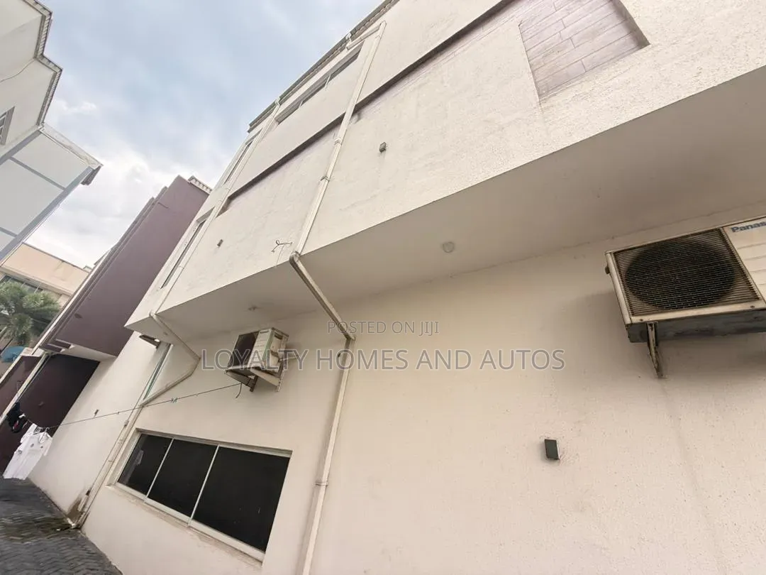 5bdrm House in Banana Island for rent in Banana Island