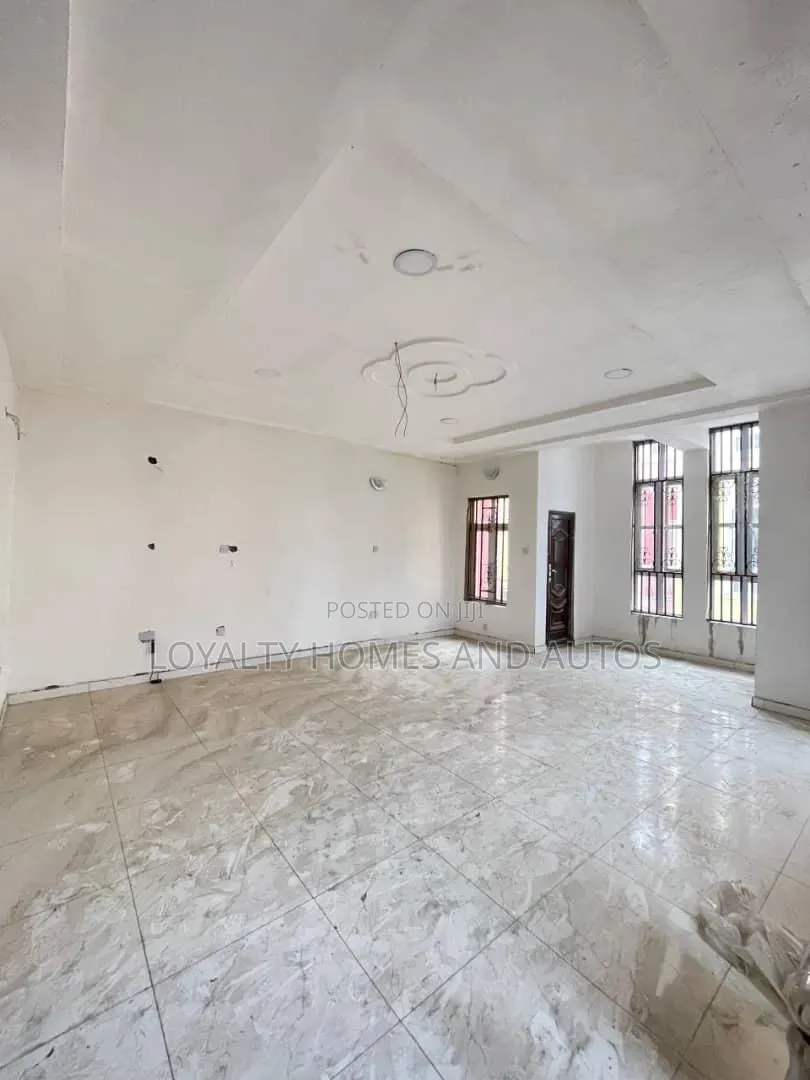 5bdrm House in Banana Island for rent in Banana Island