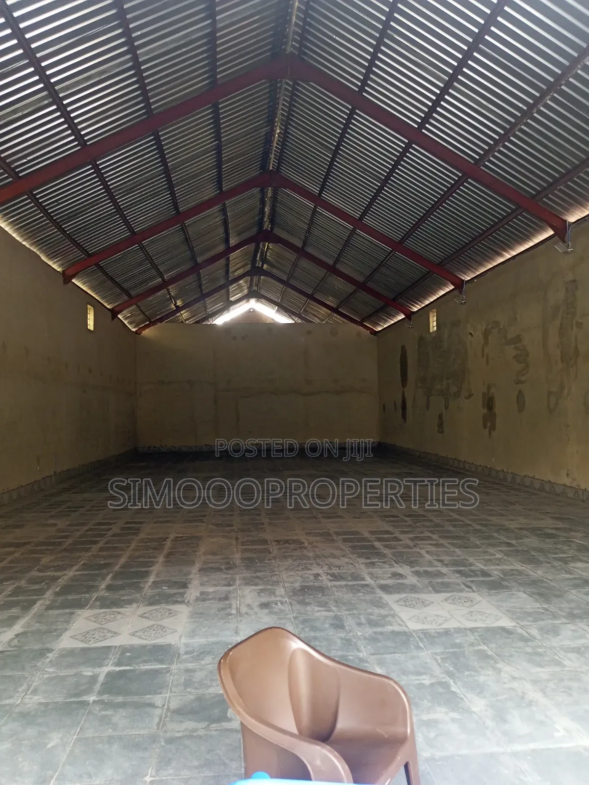A Very Massive Warehouse for Lease at Ogunfayo Bus Stop in Awoyaya