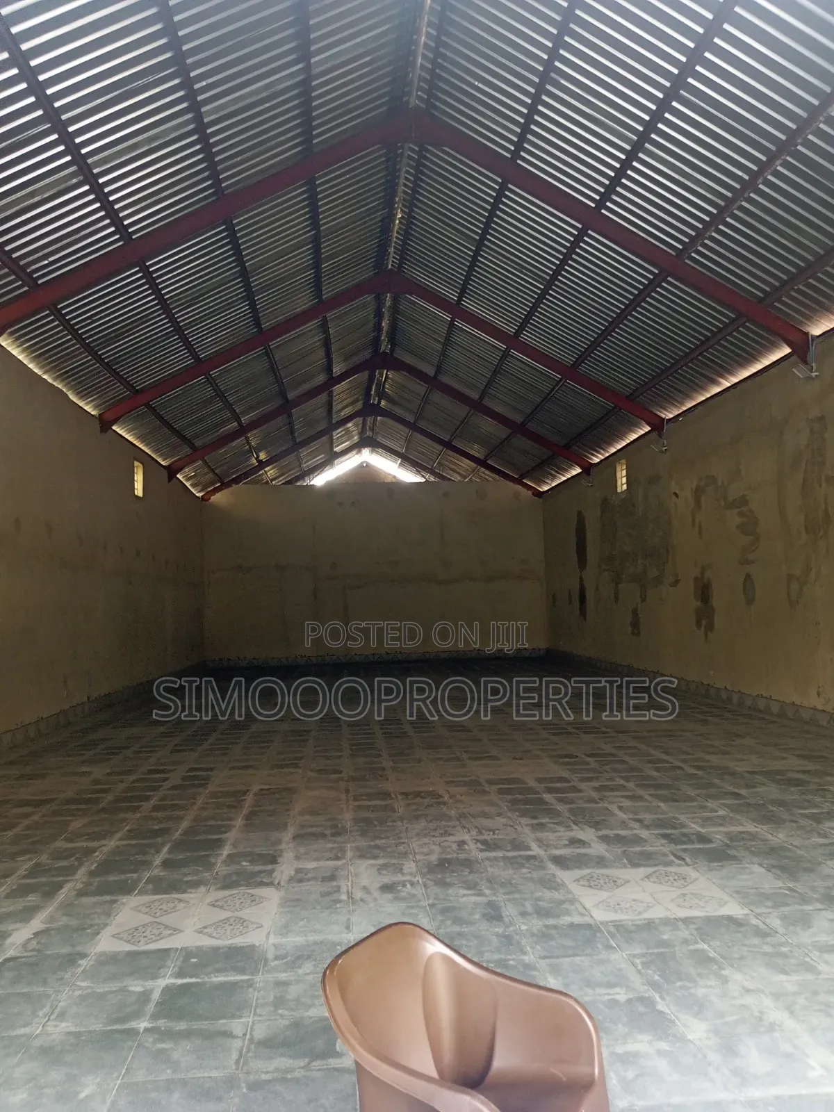 A Very Massive Warehouse for Lease at Ogunfayo Bus Stop in Awoyaya