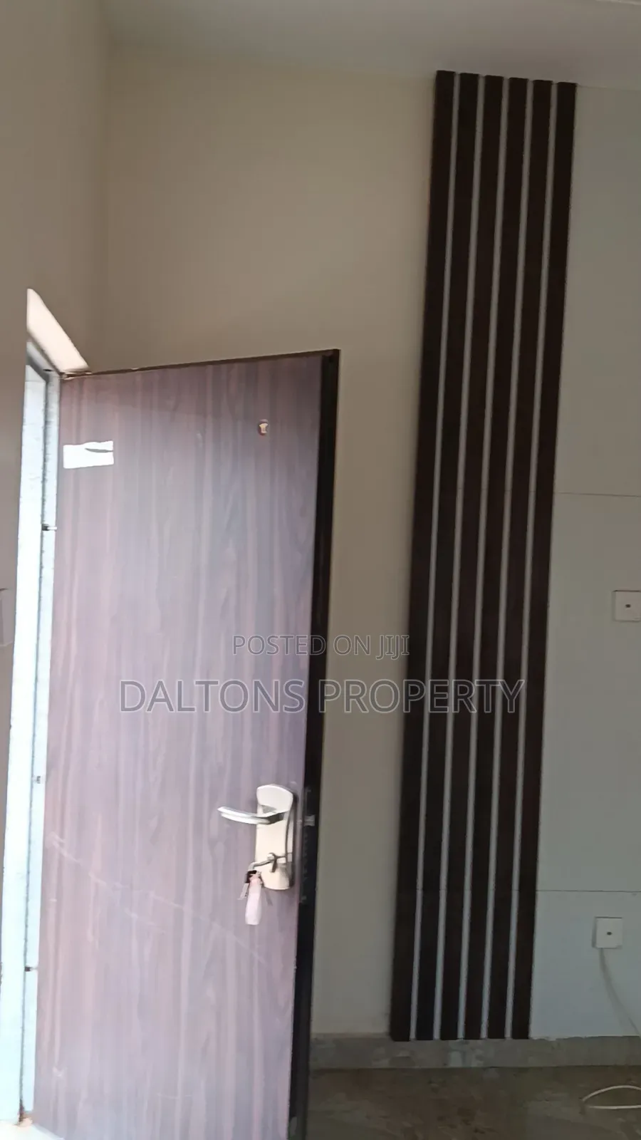 1bdrm Room & Parlour in Von Axis, Lugbe District for rent in Lugbe District