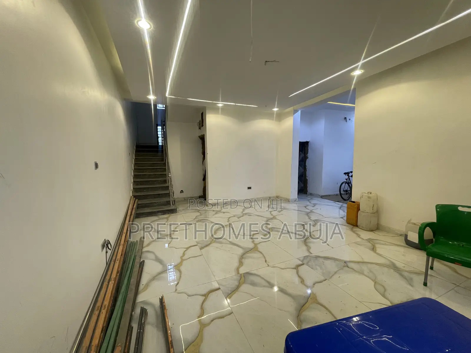 5bdrm Townhouse/Terrace in Ochacho Real Homes 3, Life Camp for sale in Life Camp