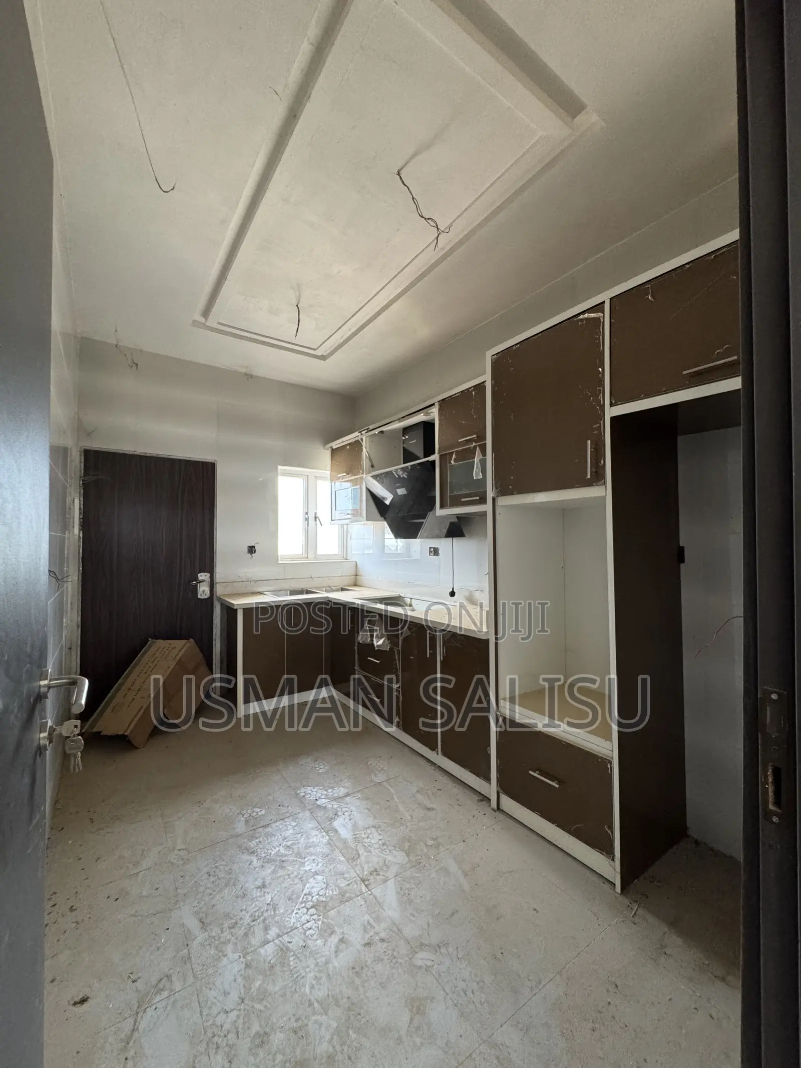 3bdrm Block of Flats in Karsana for sale in Karsana