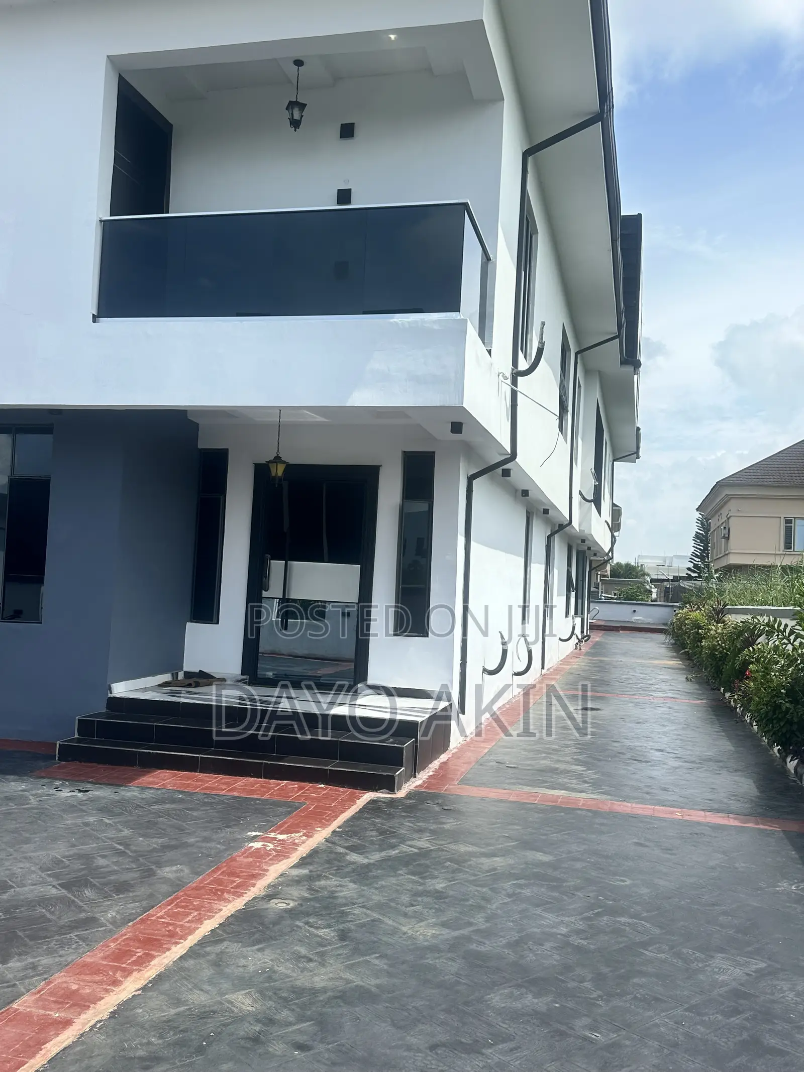 5bdrm Duplex in Royal Garden Estate, Ajiwe for sale in Ajiwe