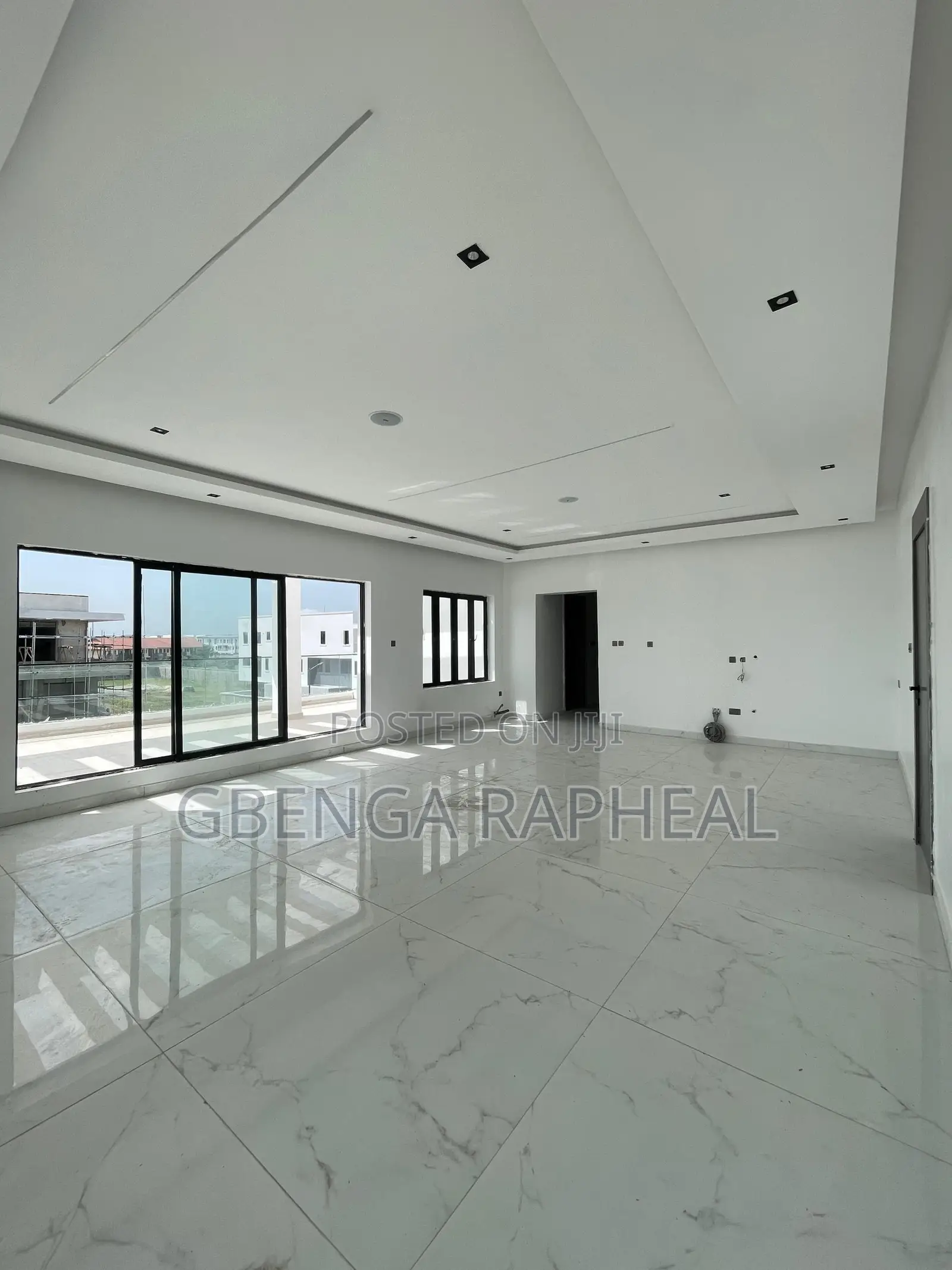 5bdrm Duplex in Mate, Lekki for sale in Lekki