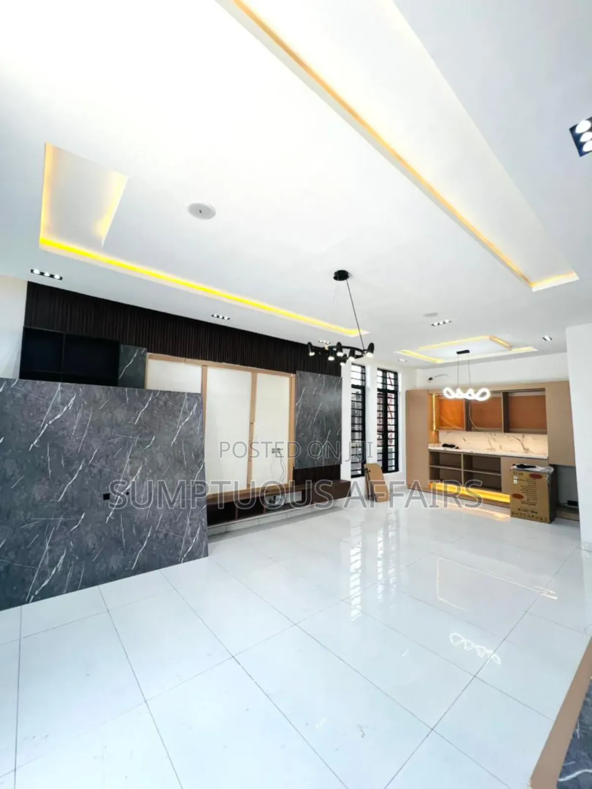 5bdrm Duplex in Megamound Estate, for sale in Ilaje / Lekki