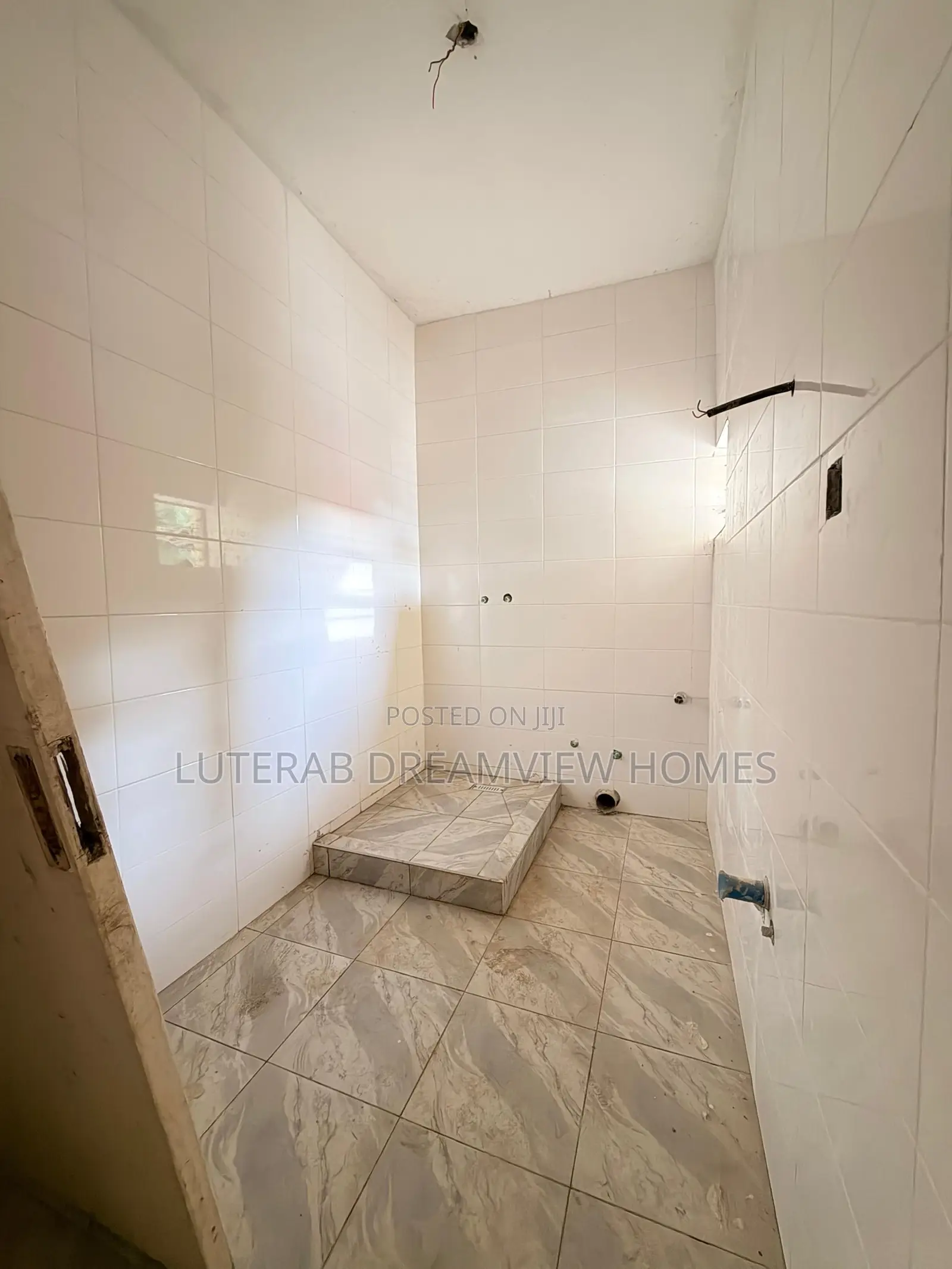 3bdrm Block of Flats in Amino Kano, Wuse 2 for rent in Wuse 2