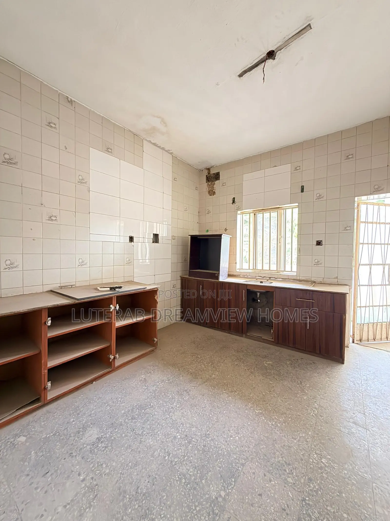 3bdrm Block of Flats in Amino Kano, Wuse 2 for rent in Wuse 2