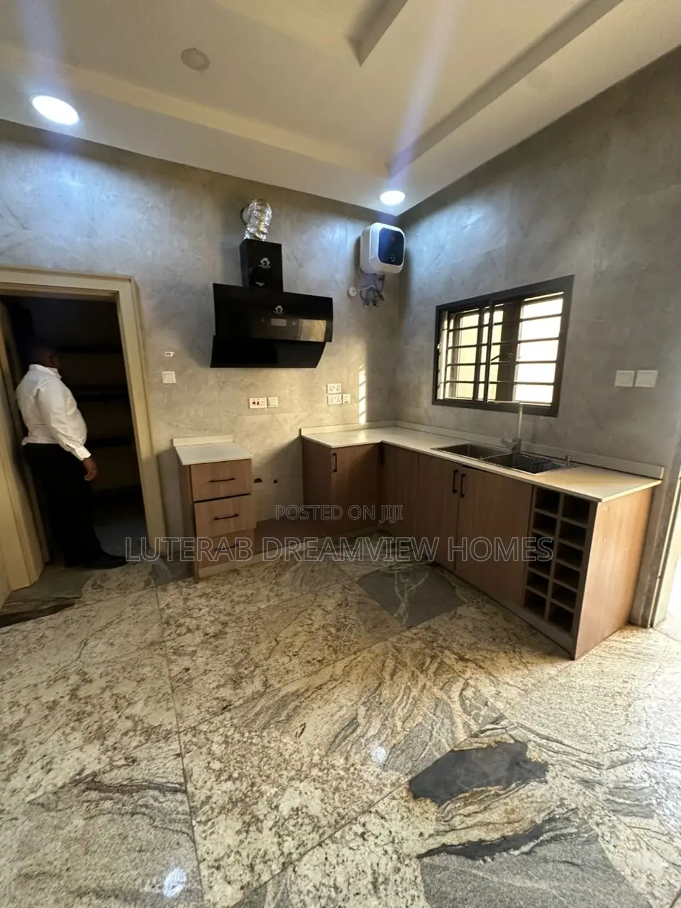 3bdrm Apartment in Amino Kano, Wuse 2 for rent in Wuse 2