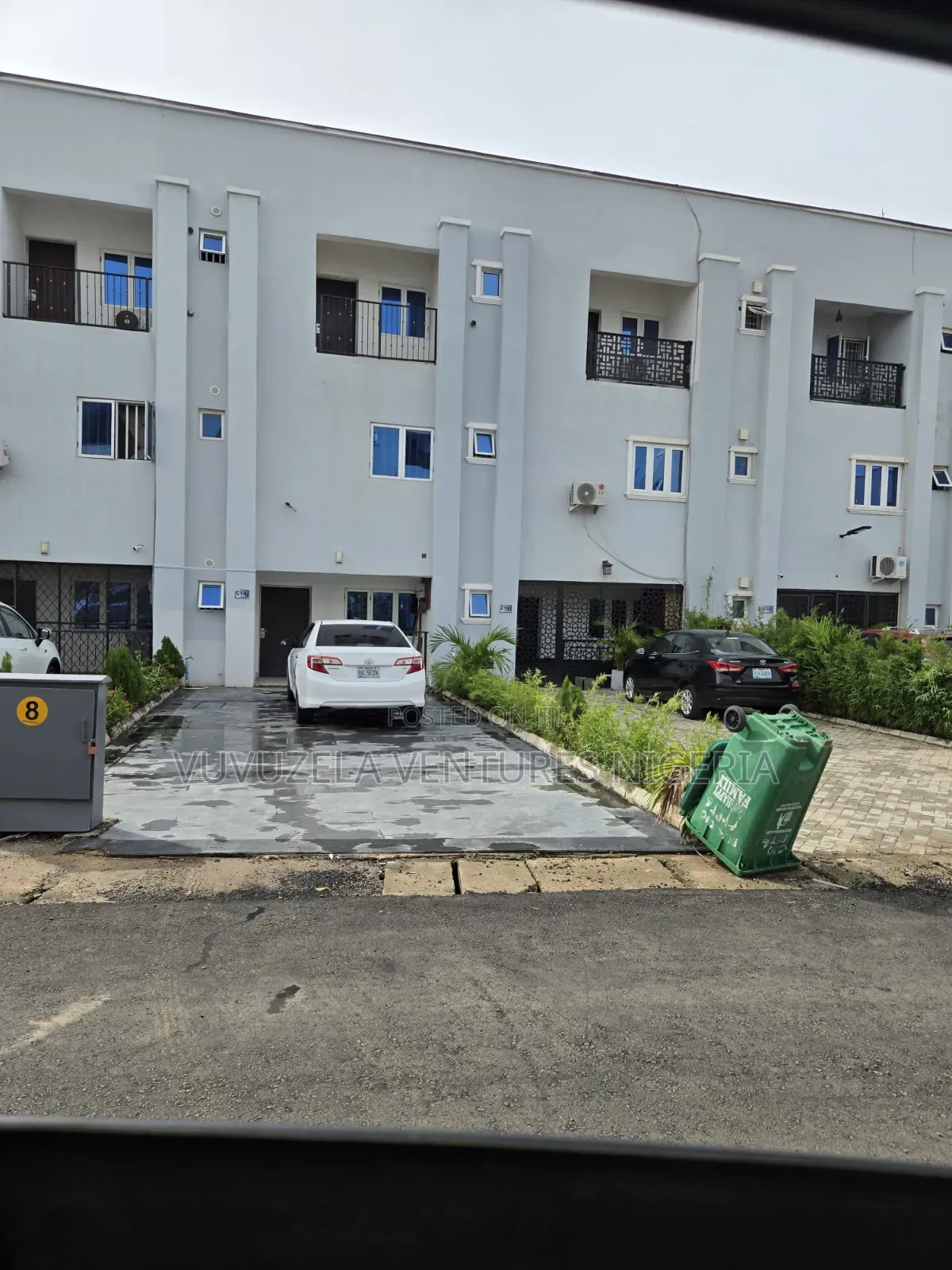 Furnished 3bdrm Apartment in Gaduwa Presidential for sale in Gaduwa