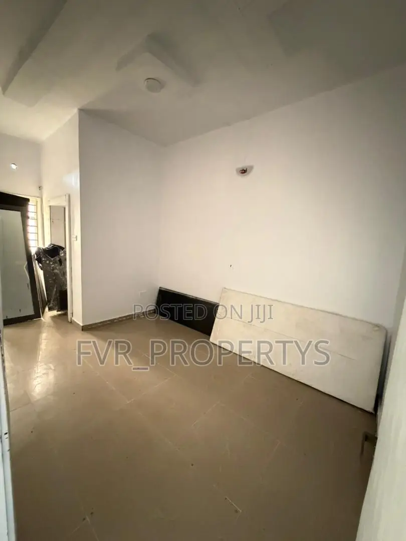 Mini Flat in Cluster, Ikota for rent in Ikota