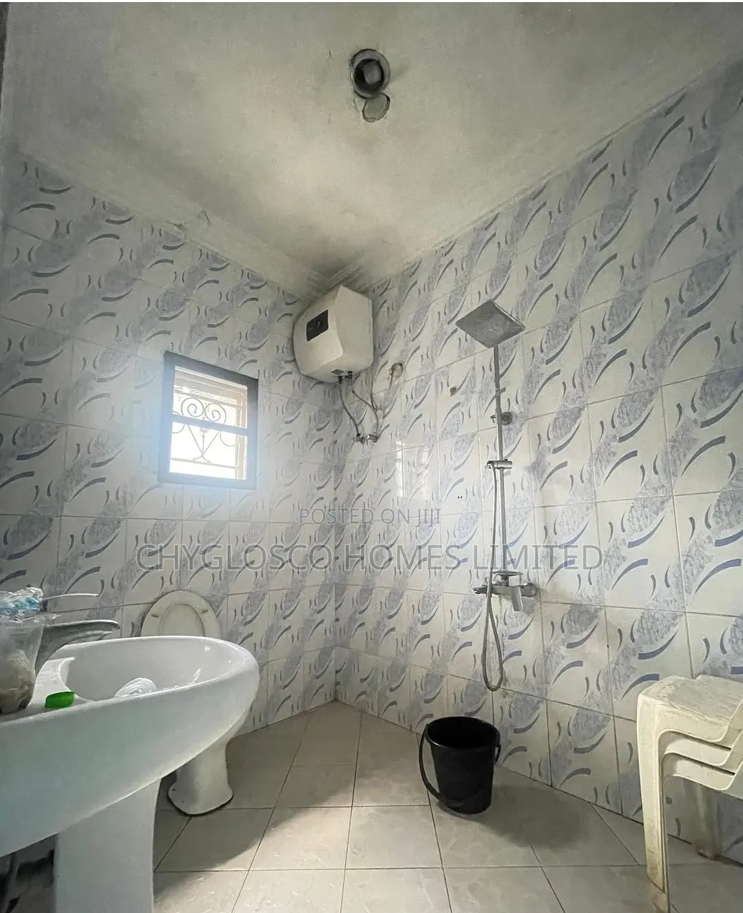 5bdrm Duplex in Eneka for sale in Eneka