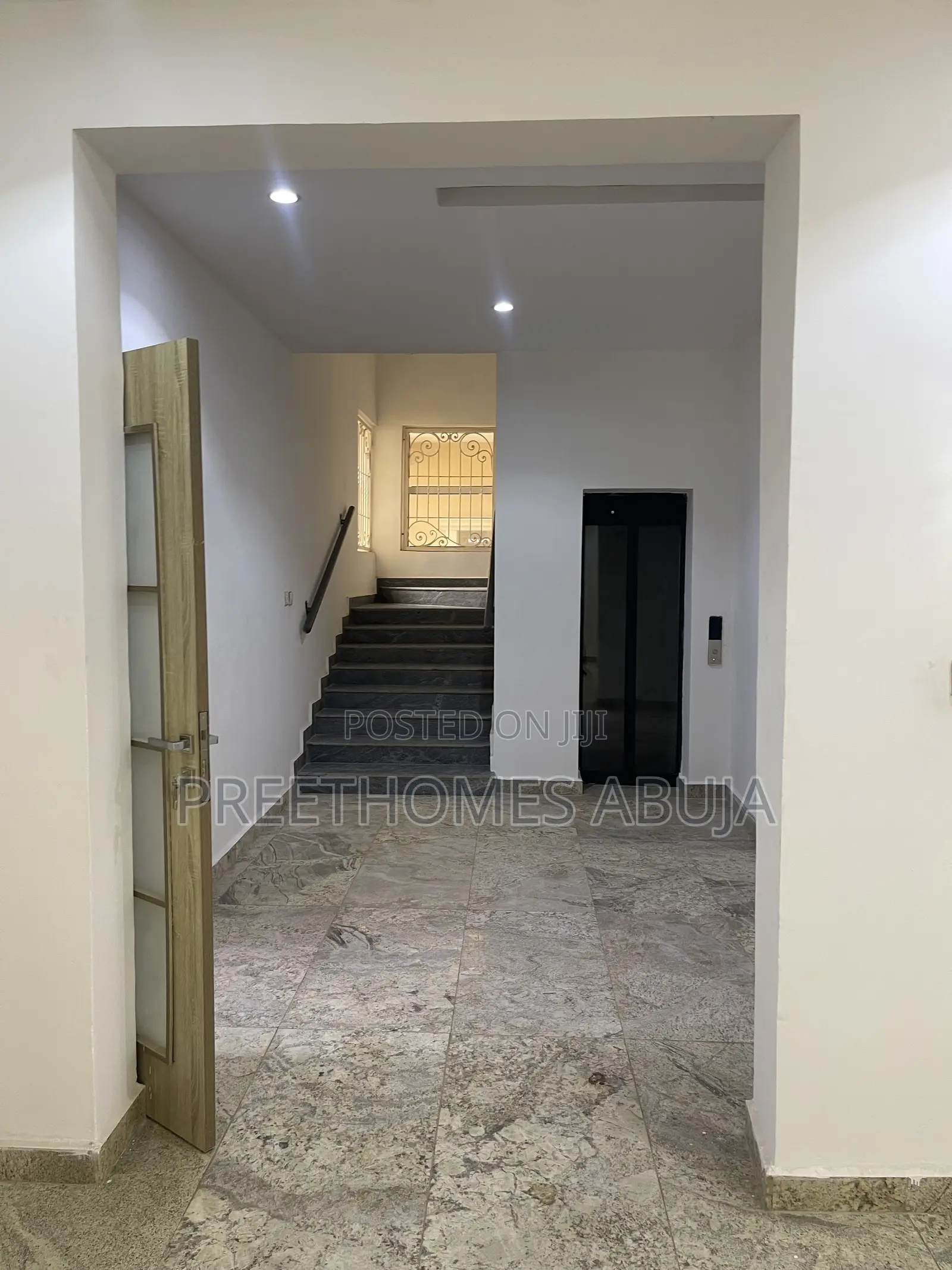 7bdrm Mansion in Asokoro for sale in Asokoro