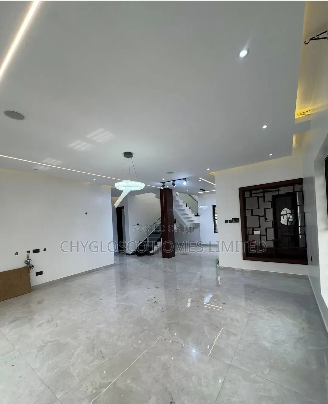 4bdrm Duplex in Eneka for sale in Eneka