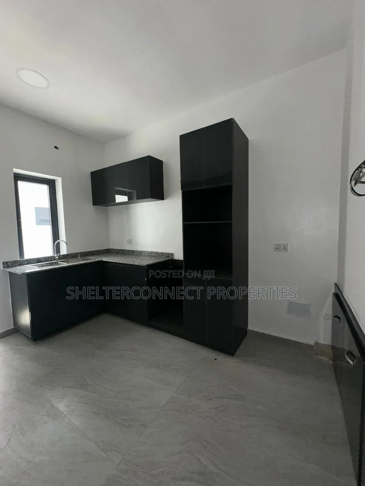 4bdrm Duplex in Lekki Phase 1 for sale in Lekki Phase 1