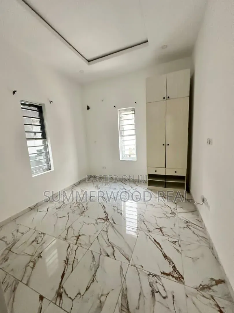 Mini Flat in Canal West, Osapa london for rent in Osapa london