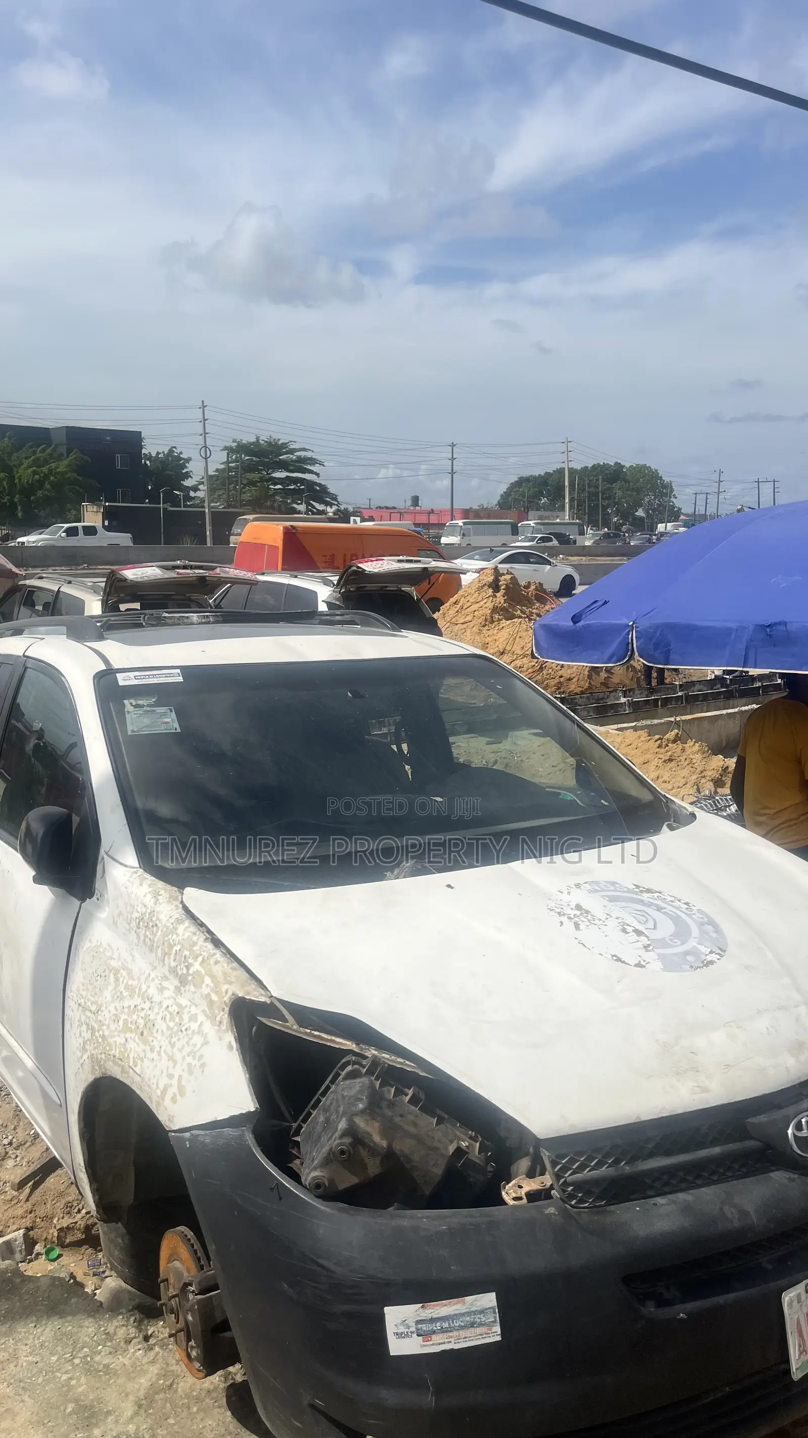 Showroom Shop for Rent Facing Highway. in Abraham Adesanya Estate