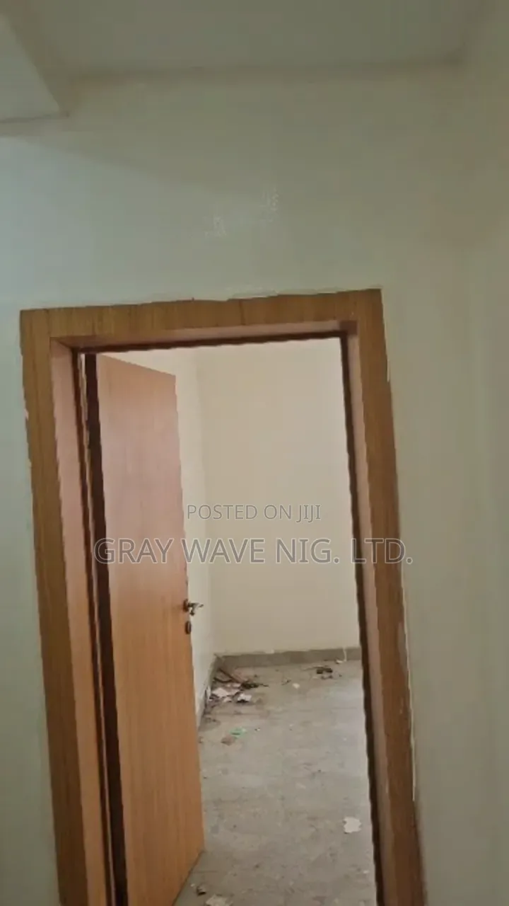 2bdrm Block of Flats in Sabon Lugbe for rent in Sabon Lugbe