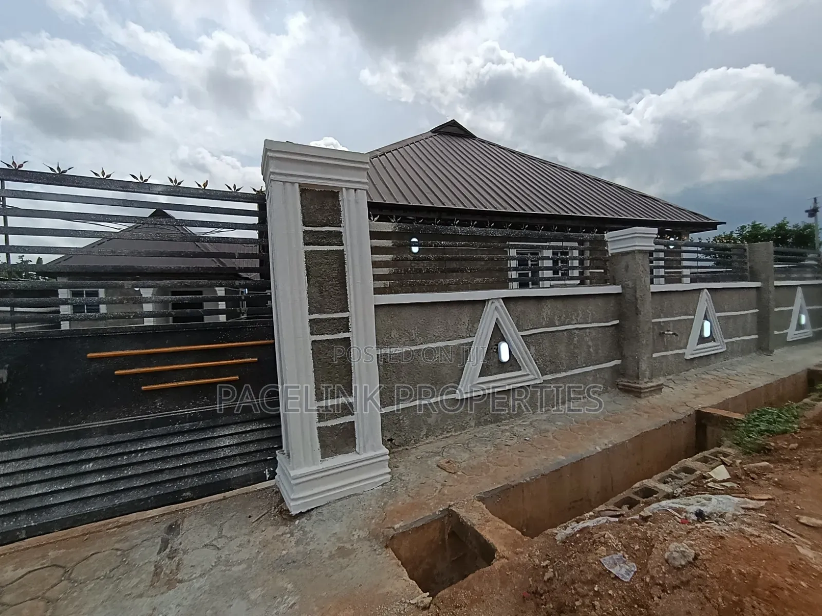 Furnished 1bdrm Apartment in Ayobo for rent in Ayobo