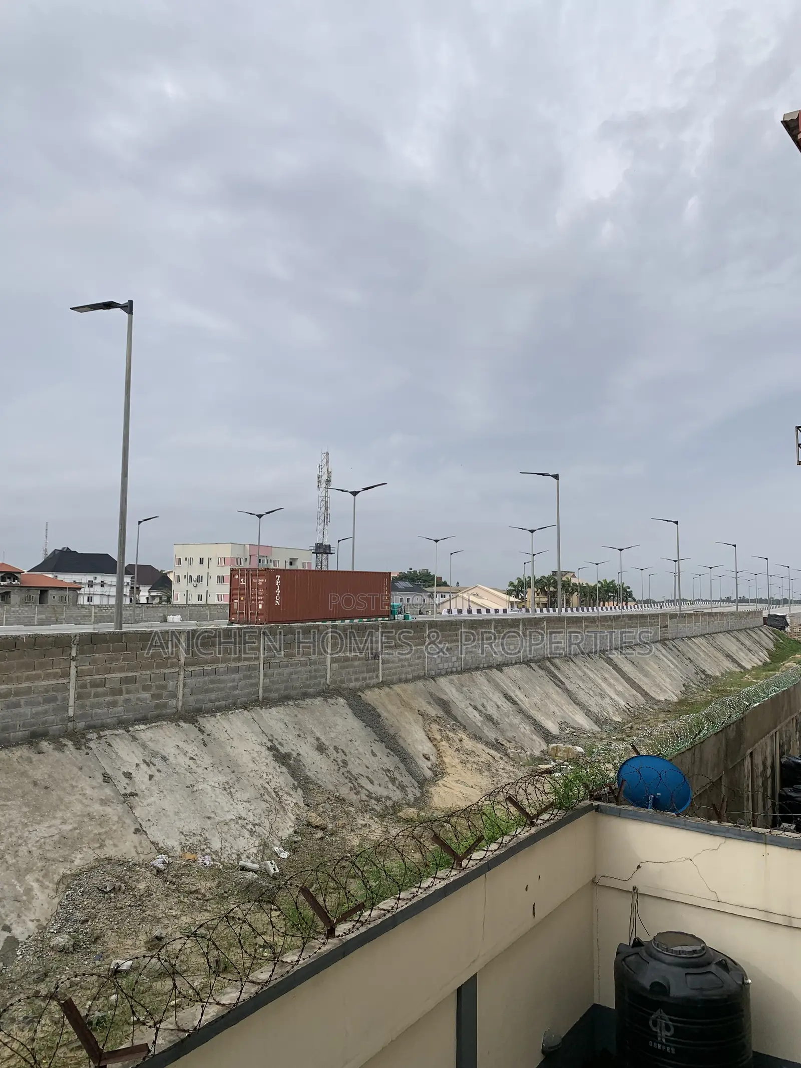 4bdrm Duplex in A Secure Estate In, Lekki for rent in Lekki