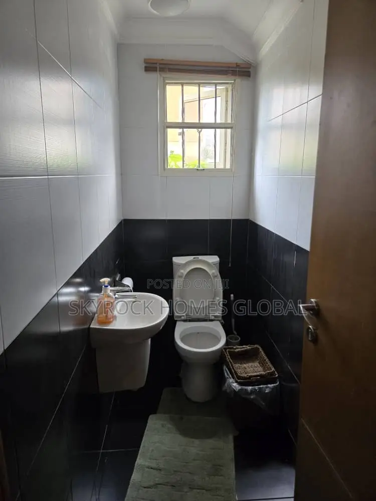 Furnished 6bdrm Duplex in Lekki Phase 1 for rent in Lekki Phase 1
