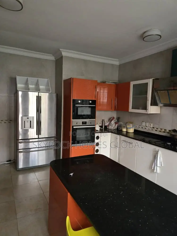 Furnished 6bdrm Duplex in Lekki Phase 1 for rent in Lekki Phase 1
