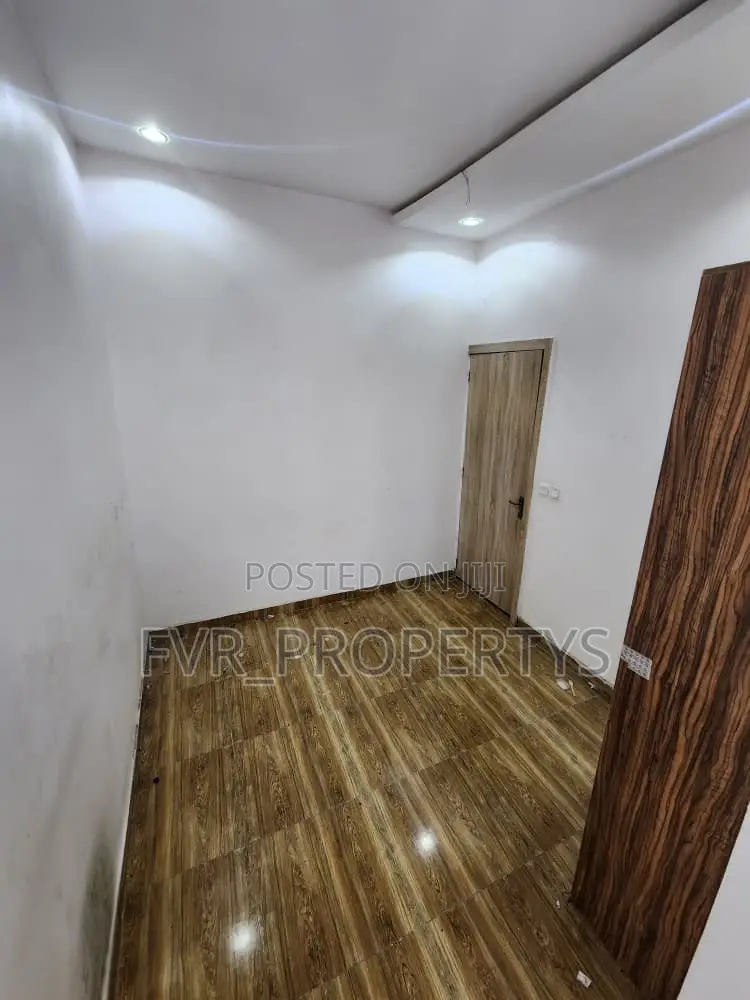 1bdrm Shared Apartment in Royal Pine, Ikota for rent in Ikota