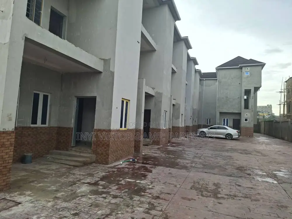 3bdrm Duplex in Life Camp for sale in Life Camp