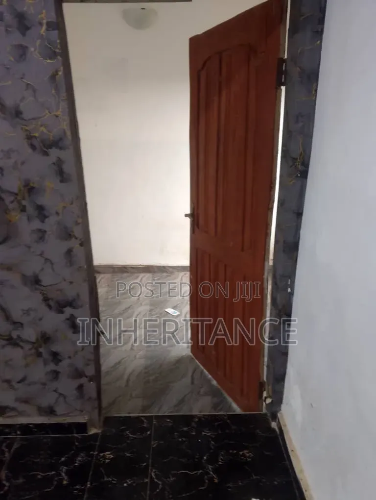 Furnished 1bdrm Bungalow in Health, Agric for rent in Agric