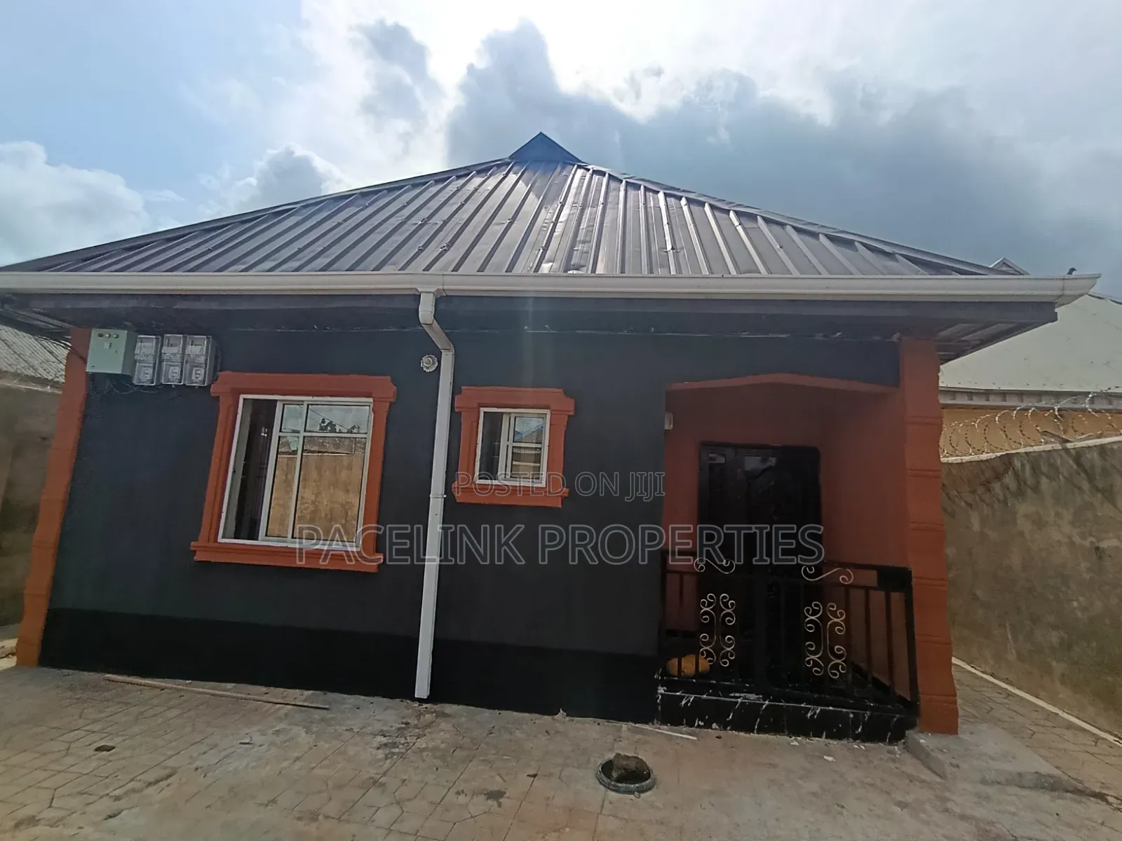 Furnished 1bdrm Apartment in Ayobo for rent in Ayobo
