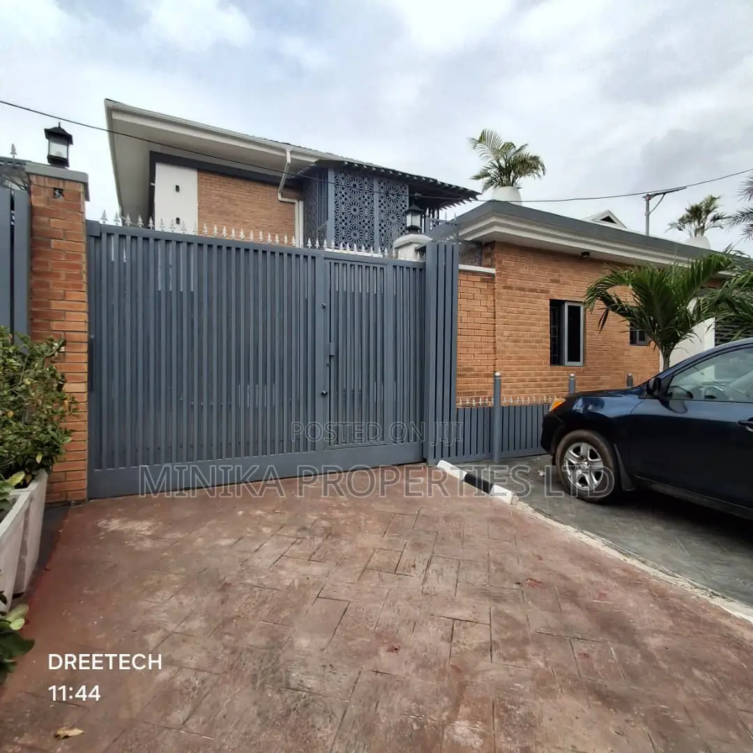 5bdrm Mansion in Lekki Phase 1 for sale in Lekki Phase 1