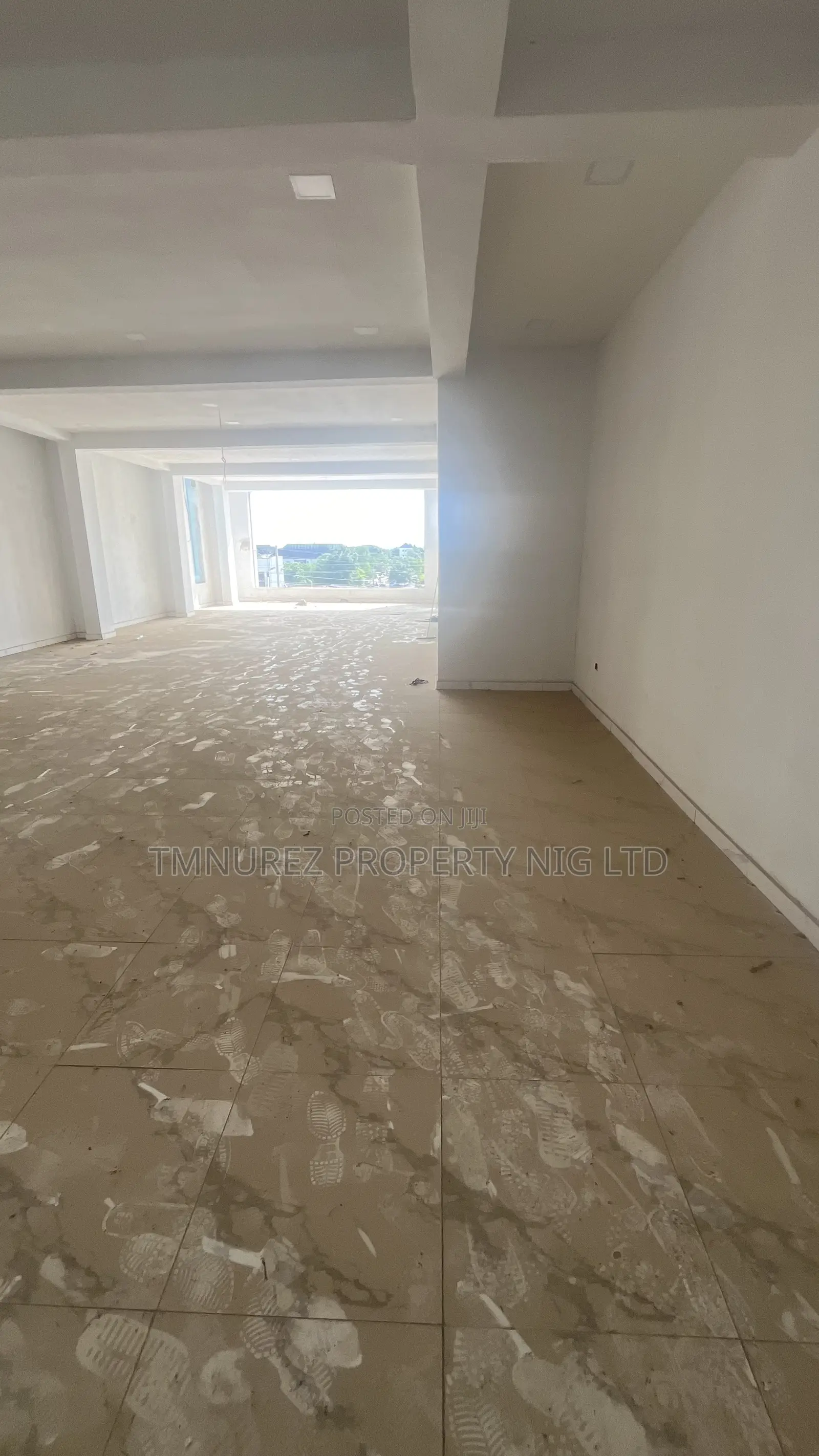 Big Showroom Space for Rent in Abraham Adesanya Estate