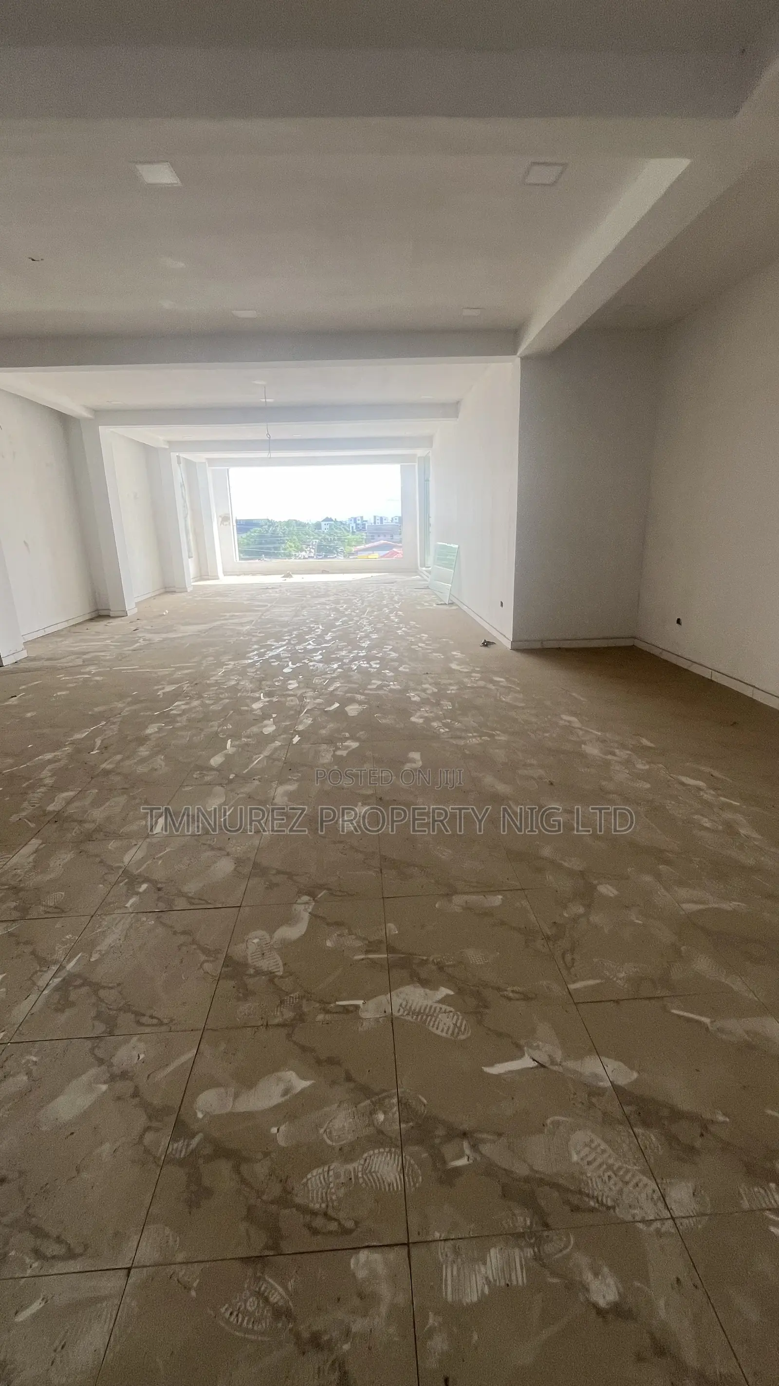 Big Showroom Space for Rent in Abraham Adesanya Estate