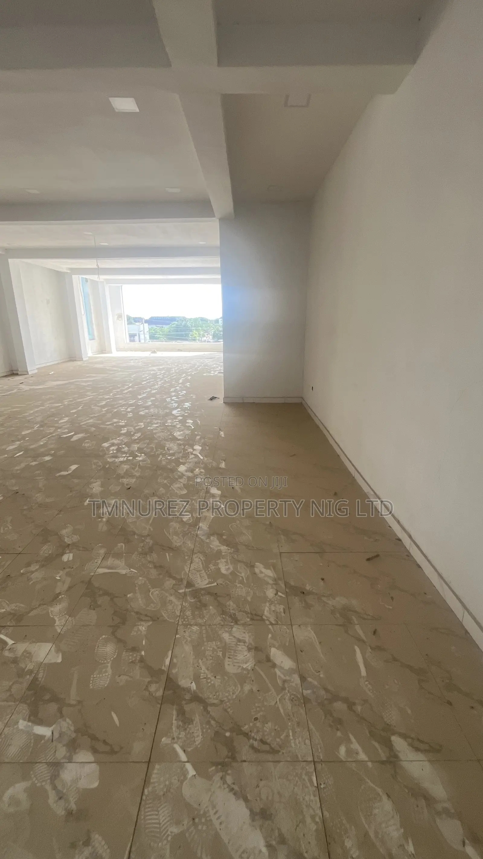 Big Showroom Space for Rent in Abraham Adesanya Estate