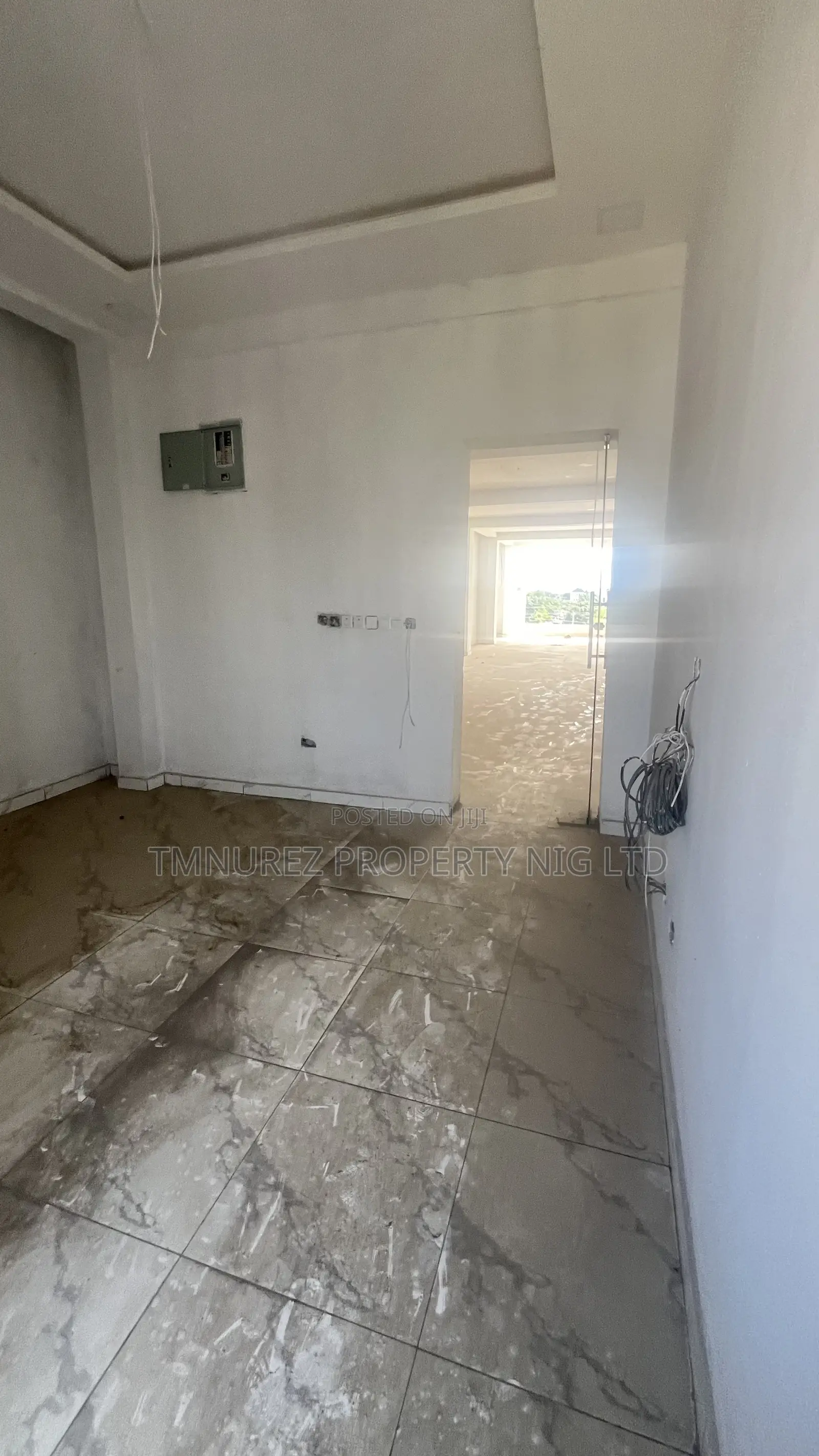 Big Showroom Shop 160 SQM in Abraham Adesanya Estate