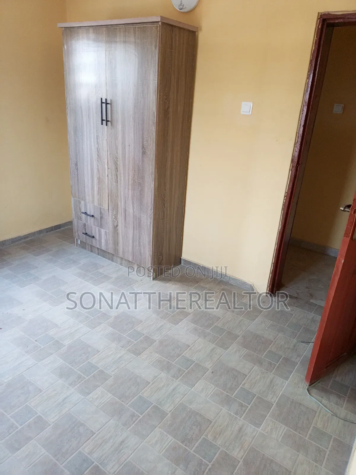 3bdrm Duplex in Arapaja, Akala Express for rent in Akala Express