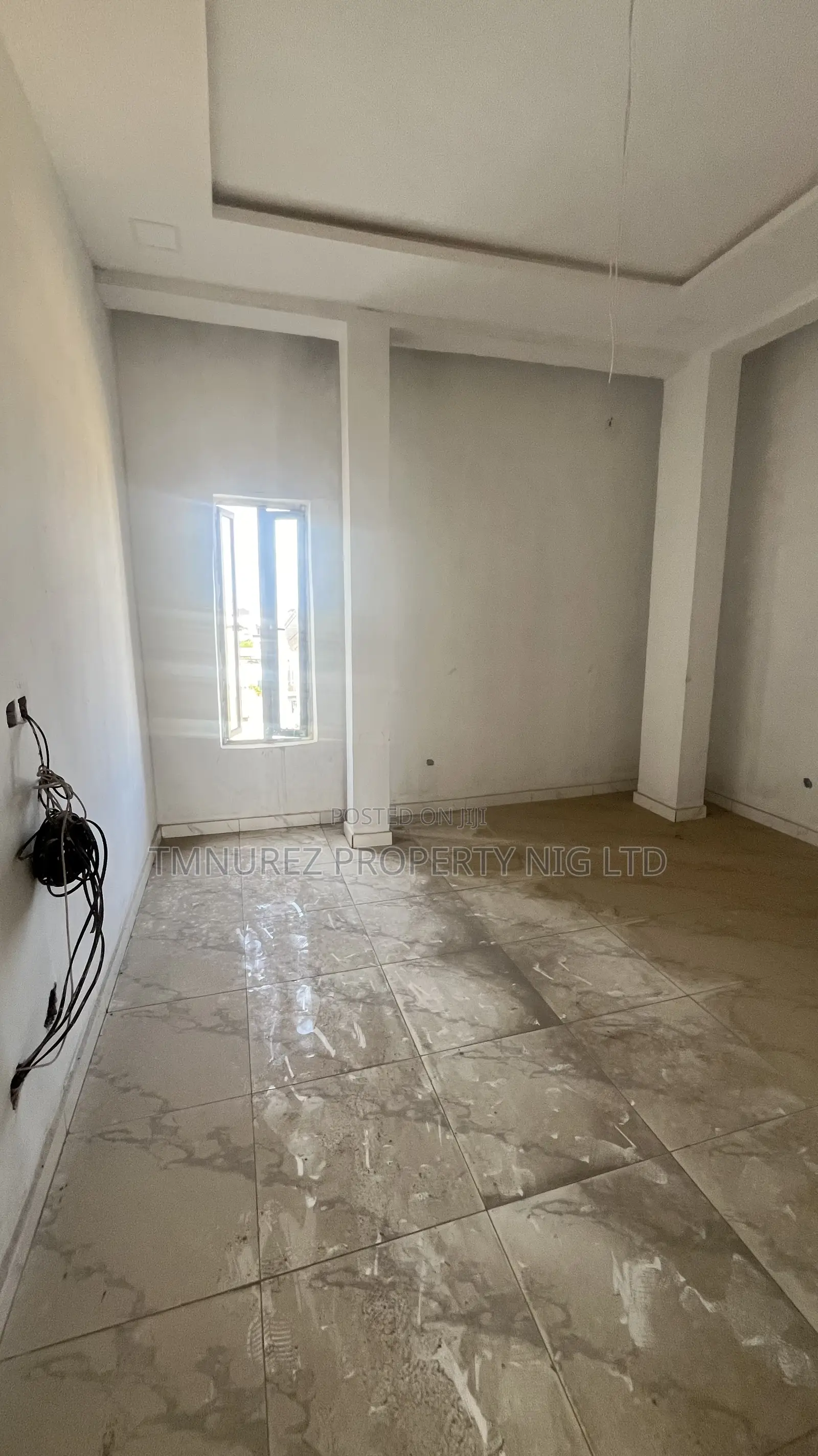 Big Showroom Good for Gym in Abraham Adesanya Estate